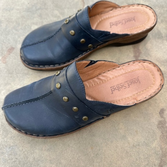 Joseph Seibel Catolina 53 Mules Clogs Studded Navy Blue Size 41 US Size 9-10 - Picture 1 of 9